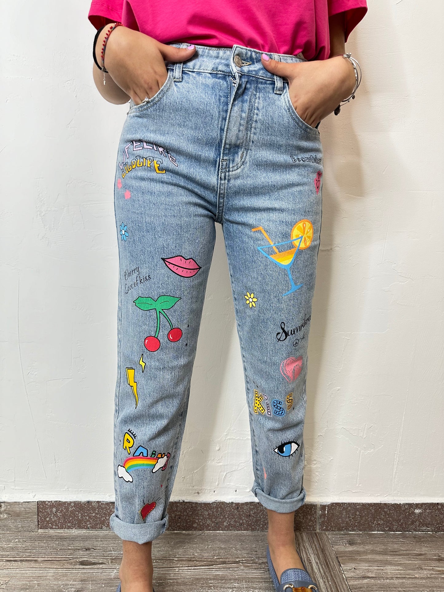 JEANS CON PATCH