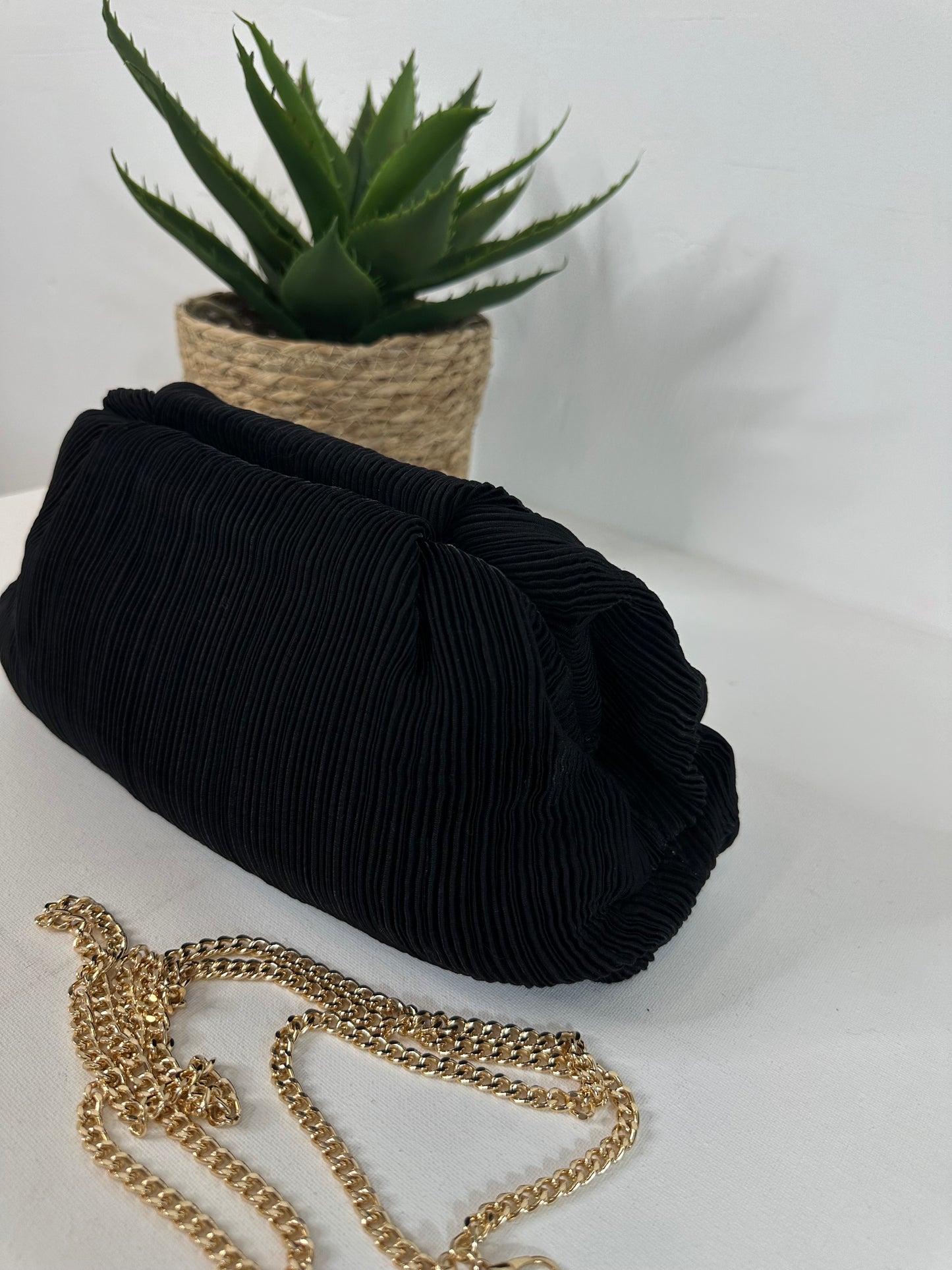 POCHETTE NERA