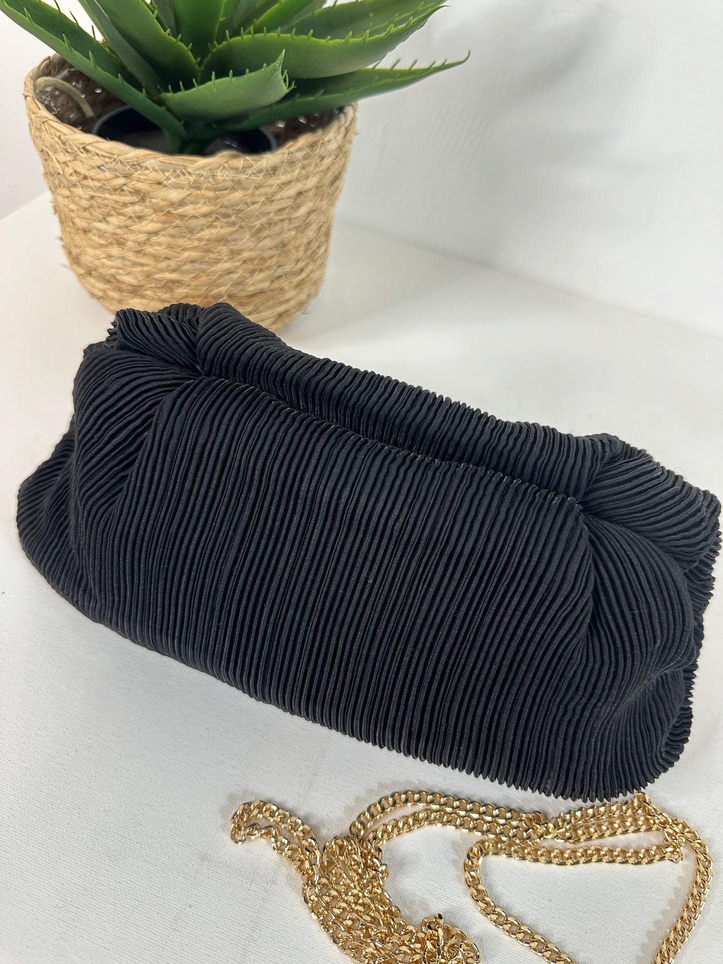 POCHETTE NERA